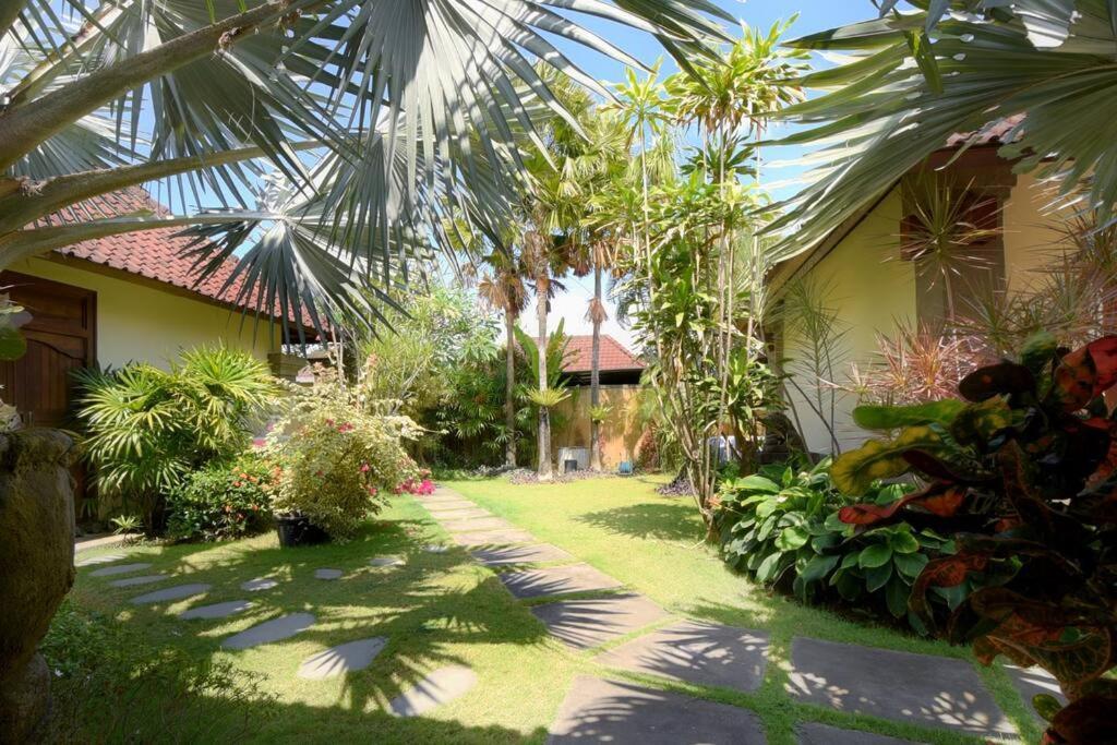 Tropical Oasis, Villa Mimba Sanur  Exterior photo
